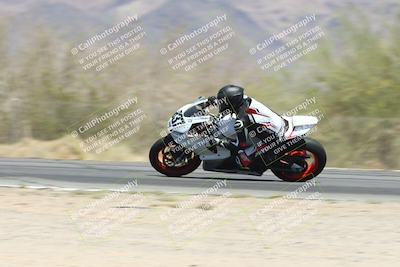 media/Apr-20-2025-CVMA (Sun) [[39090e8767]]/Race 9-Formula LW Twins Shootout/